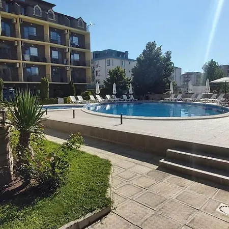 Rose Nesebar * Sluneční pobřeží